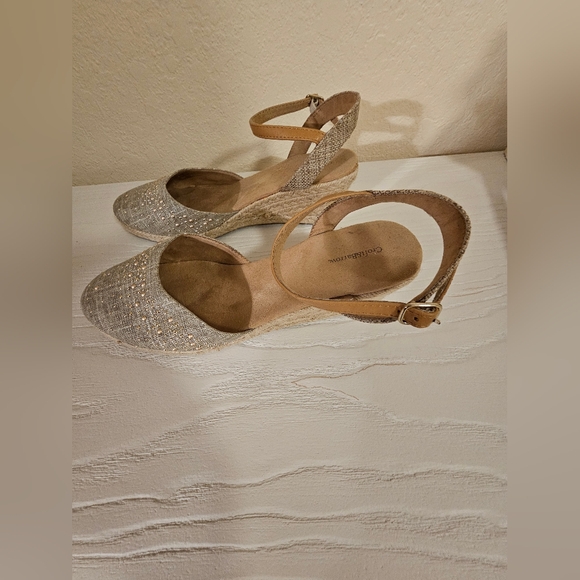 SOLD.Croft & Borrow Tan  Wedge Sandals Size 10. - Picture 6 of 8